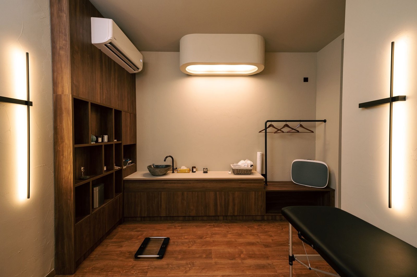 Healthcare facility photograph, view 2