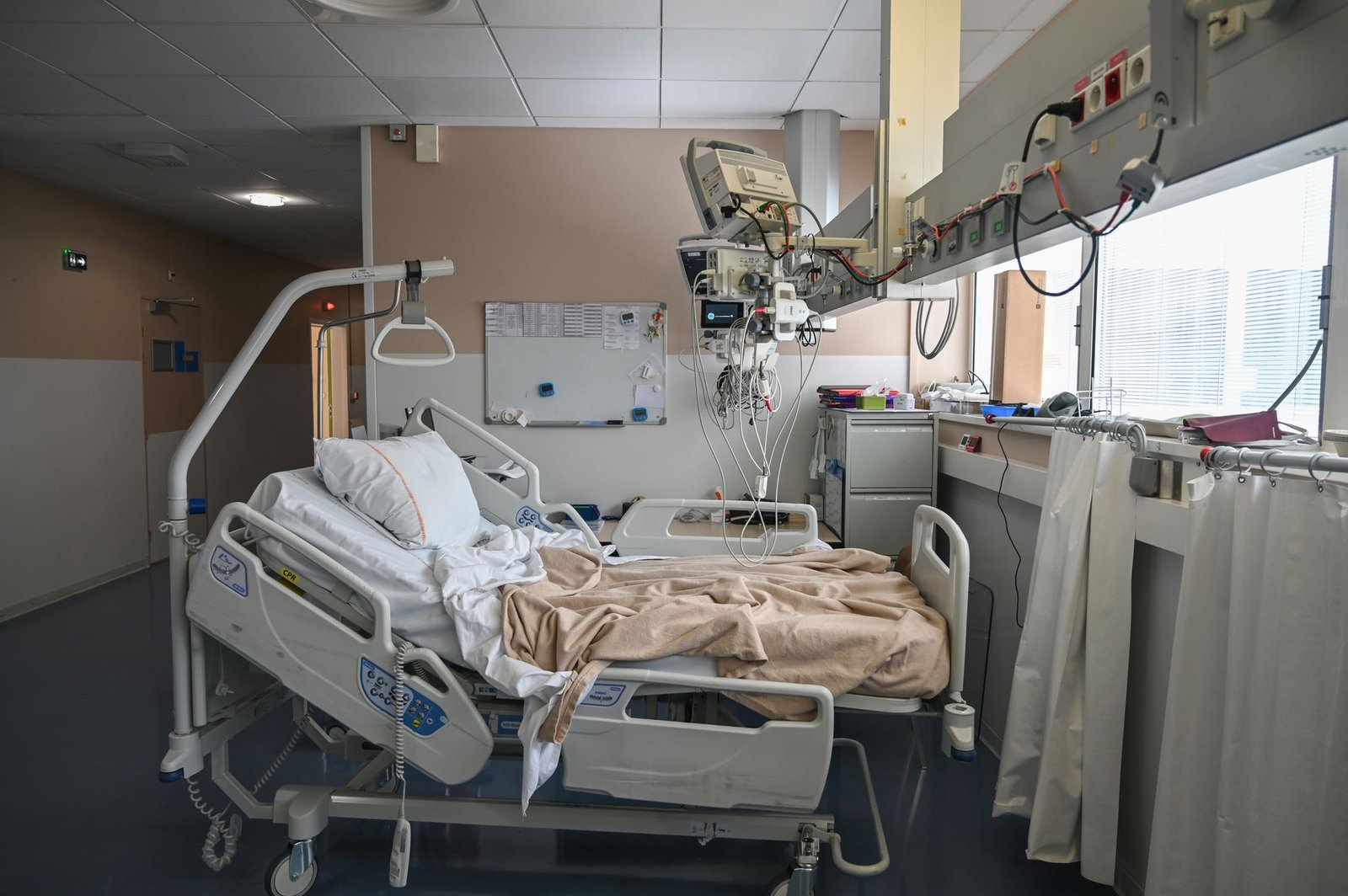 Healthcare facility photograph, view 3