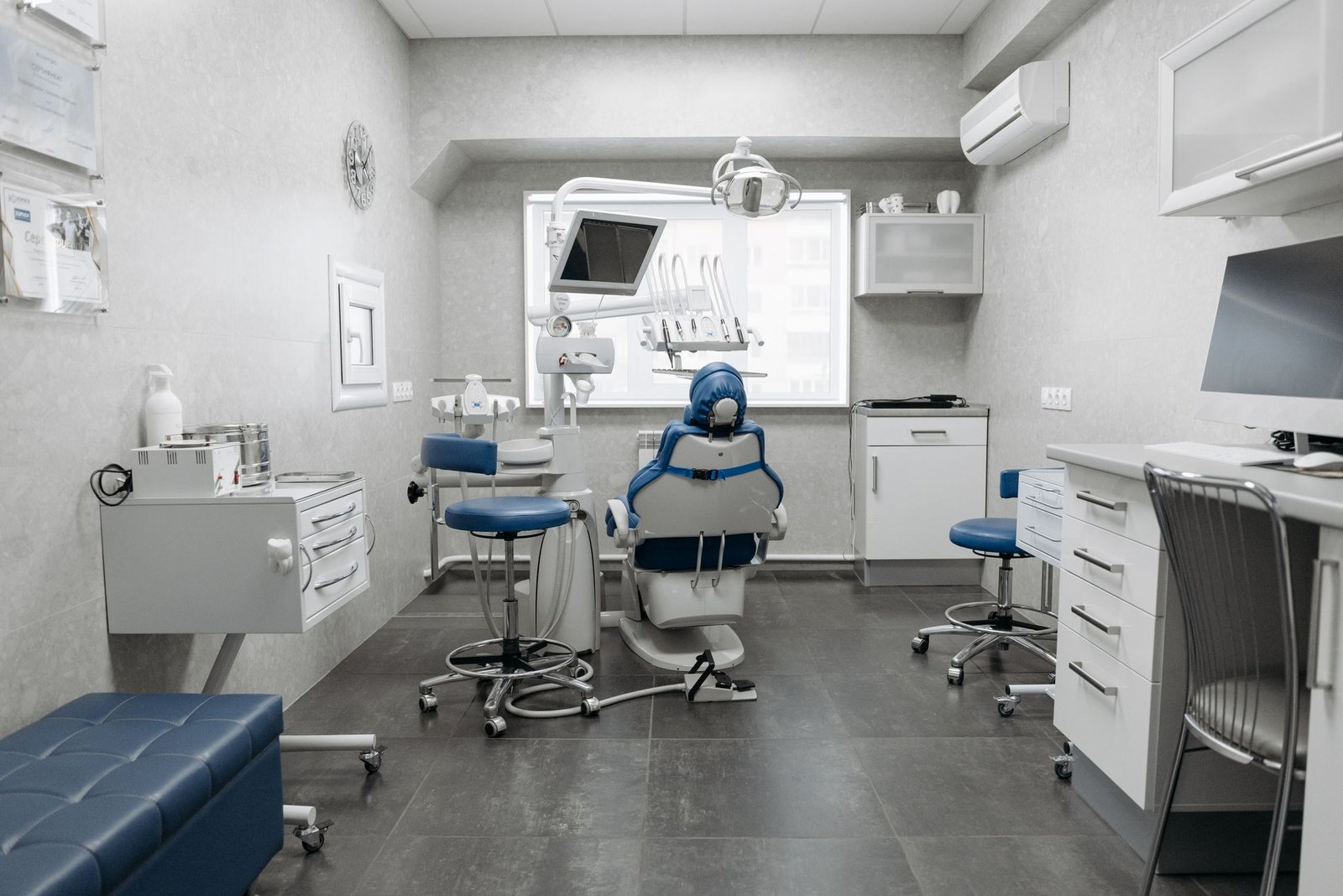Healthcare facility photograph, view 3