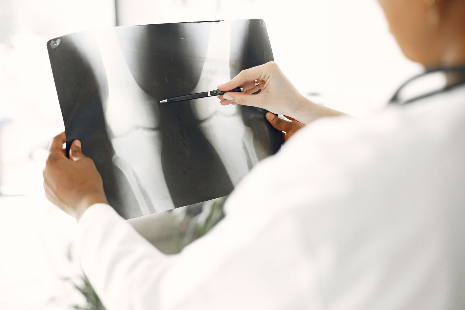 Upper limb X-ray: Forearm care photograph